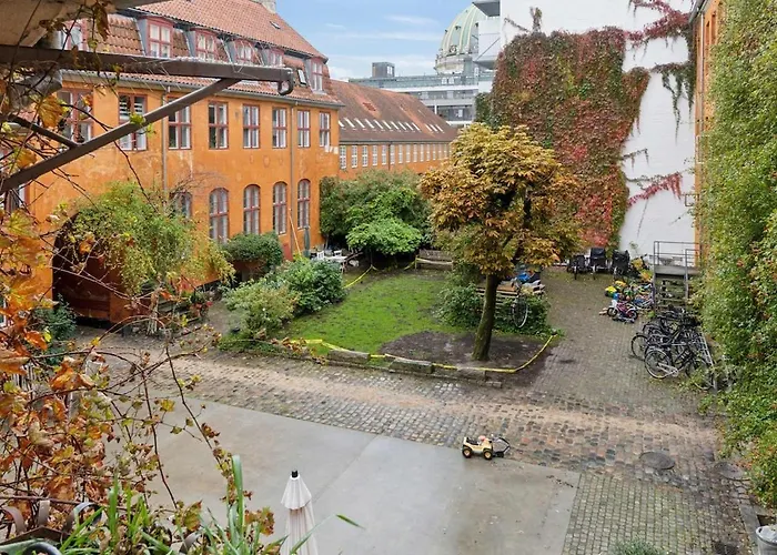 Spacious In The Heart Of With Balcony * Copenhagen