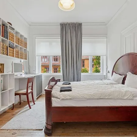 Spacious In The Heart Of With Balcony