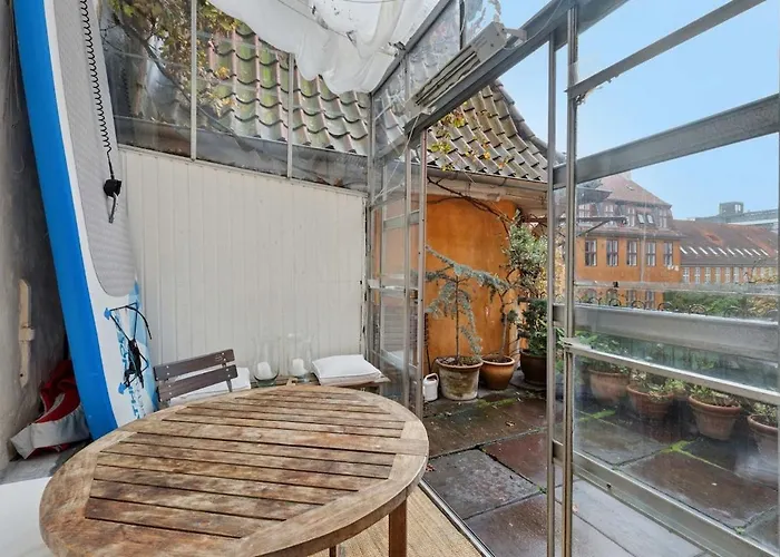 Apartment Spacious In The Heart Of With Balcony *