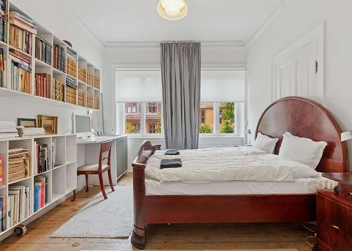 Spacious In The Heart Of With Balcony