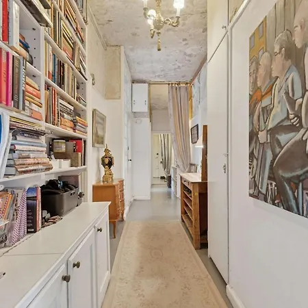 Spacious In The Heart Of With Balcony 哥本哈根